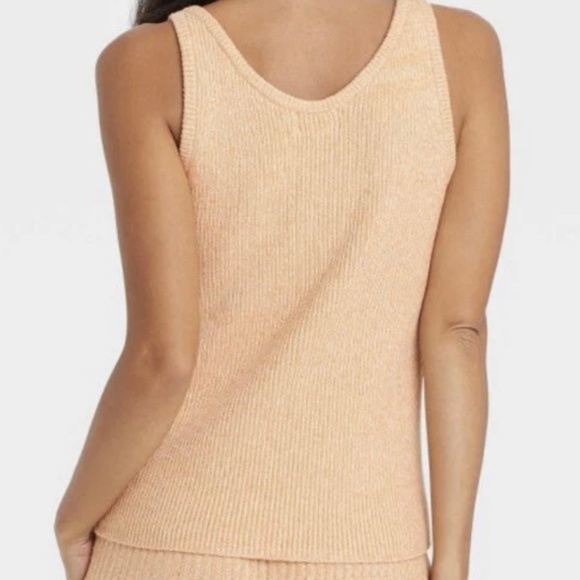NWT Universal Thread Ribbed Knit U Neck Sweater Tank Top Beige Neutral Size XS - Picture 6 of 7